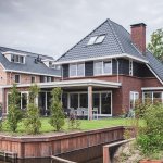 Thumbnail Jaren-30-villa met tuin aan het water en eigen aanlegplek