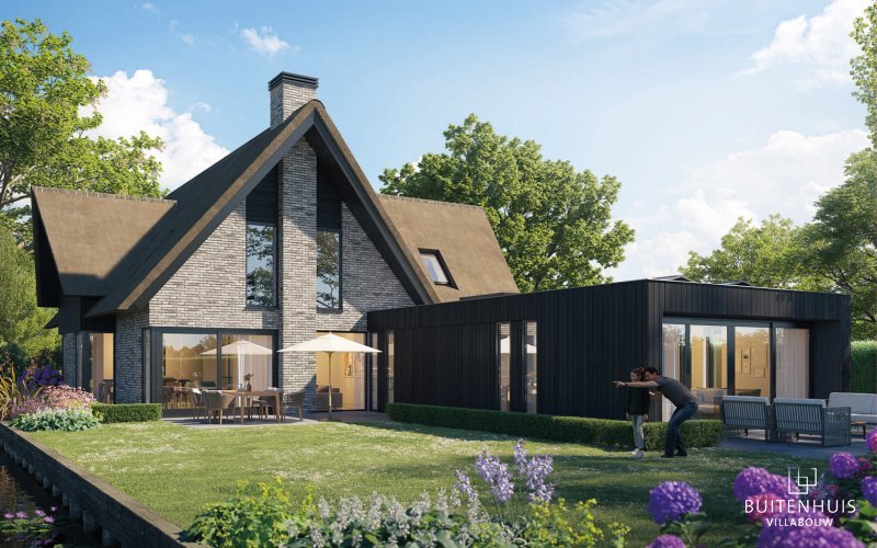 Rietgedekte villa met moderne uitbouw – i135