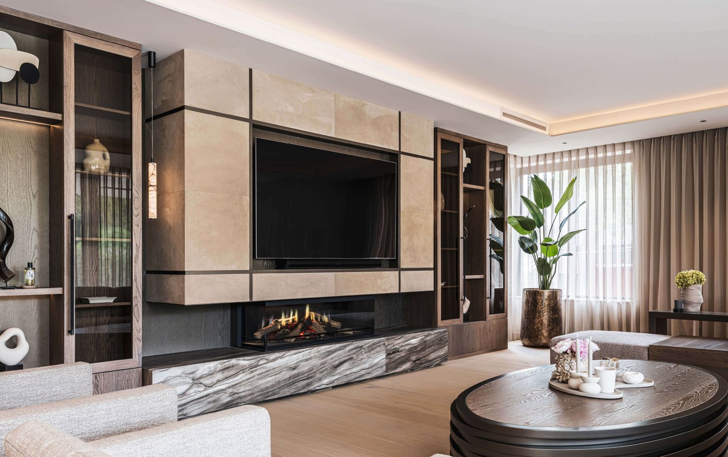Villa met zwembad en bioscoop3