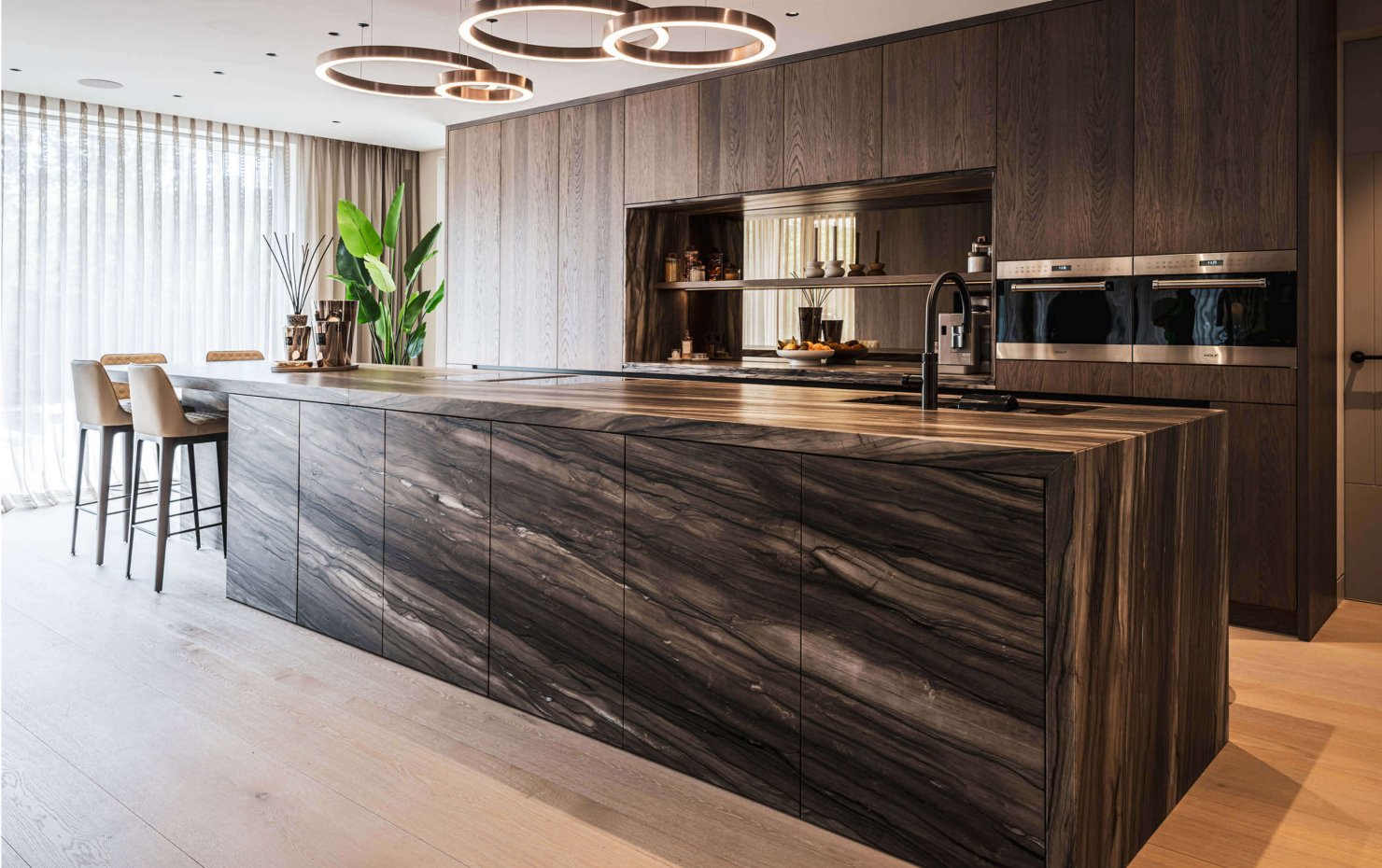 Villa met zwembad en bioscoop4