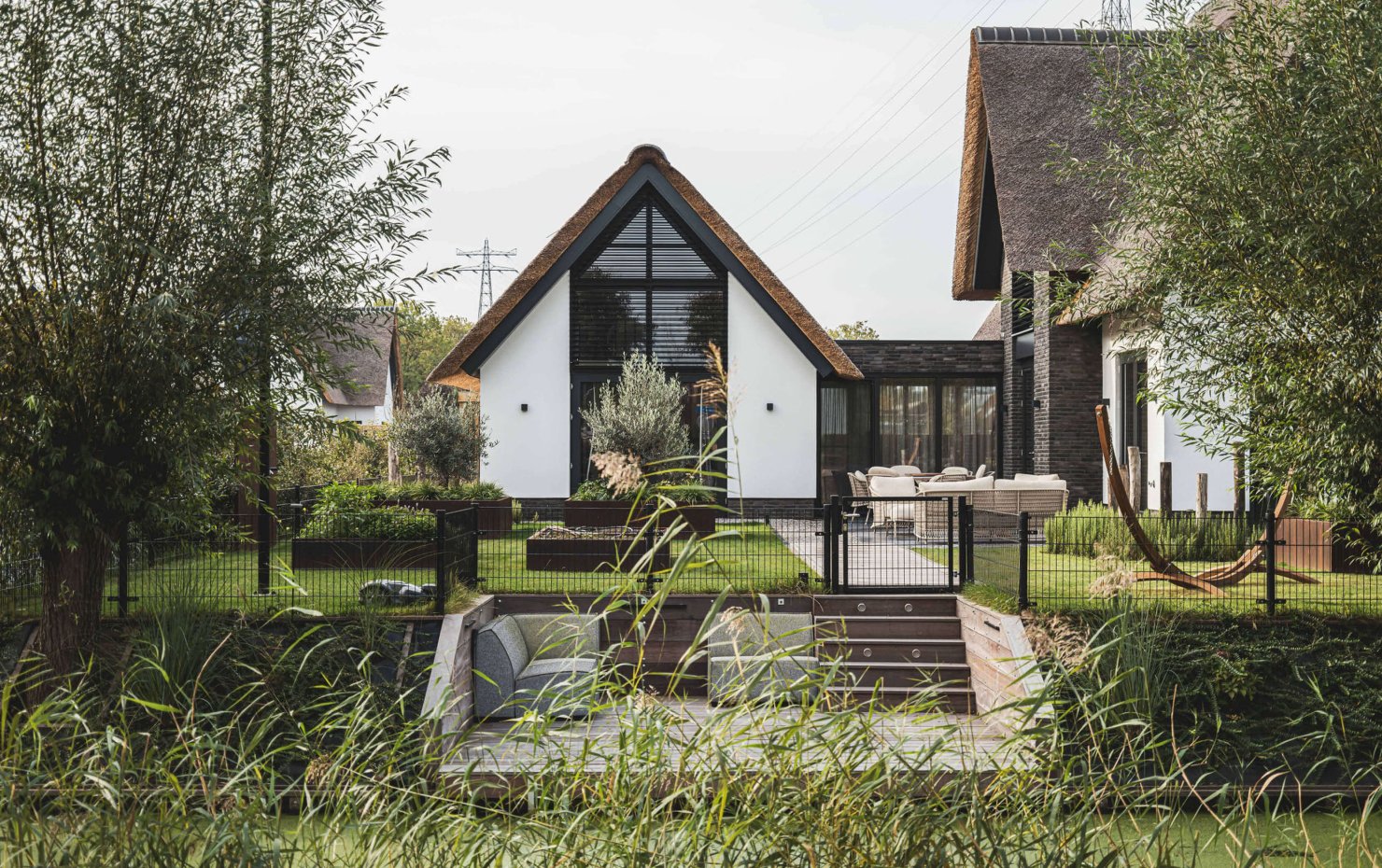 modern landhuis met rieten kap7