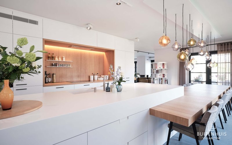Moderne villa met maatwerk interieur